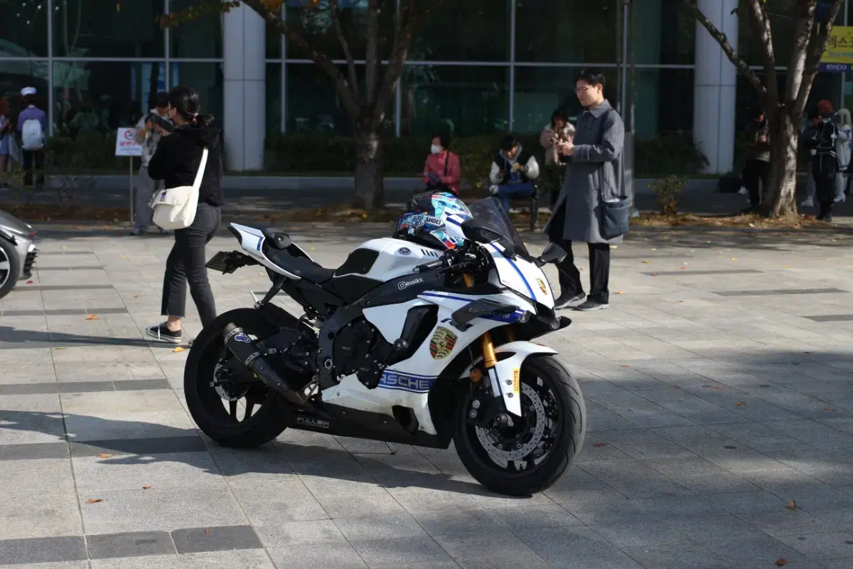 2019) 야마하 YZF-R1 35xxx 팝니다